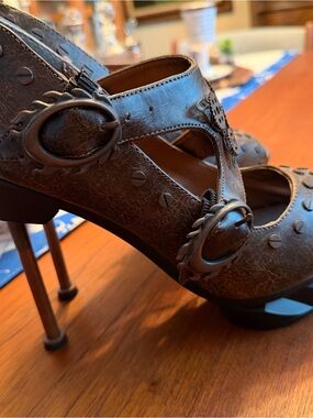 Steampunk heels with cool buckles, spikes, screws and the funkiest heels